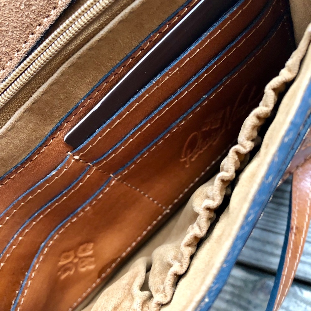 Patricia Nash Leather Crossbody Purse - Picture 8 of 8